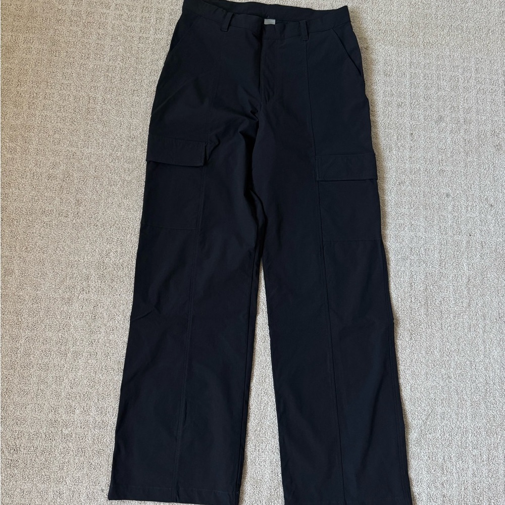 Mono B women’s black pocket cargo style outdoor hiking causal pants Medium 8 10
